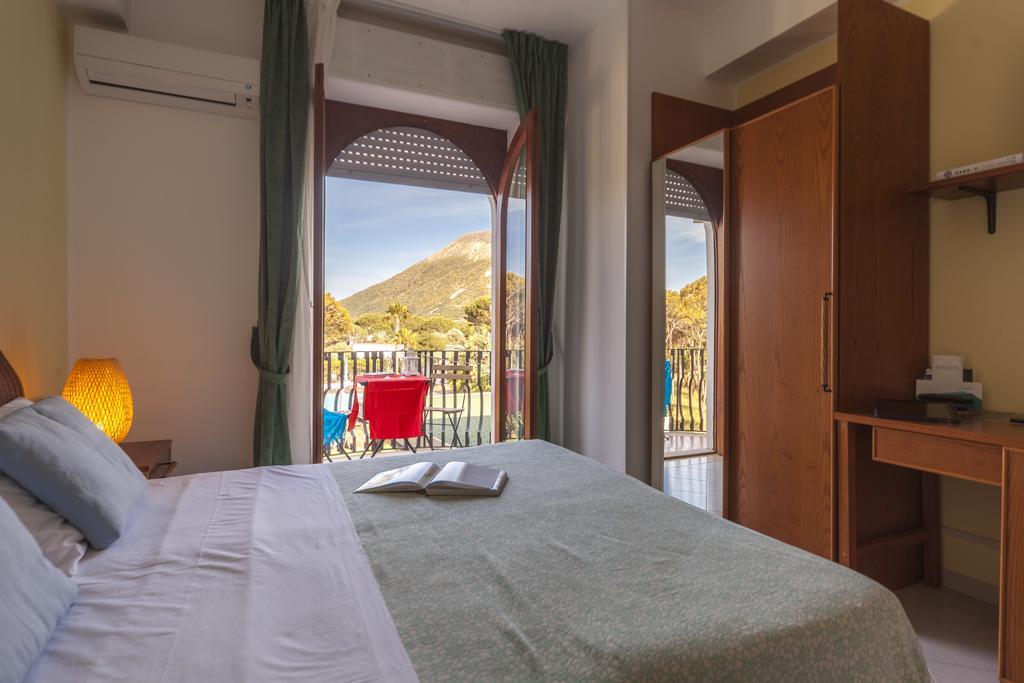 Hotel Orsa Maggiore Вулкано Екстериор снимка